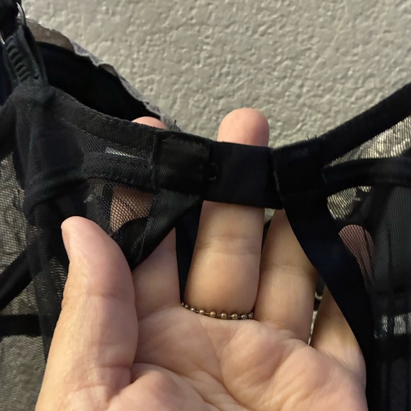 Victoria's Secret Black and White Lace Chemise Nightgown 34B - Picture 8 of 14